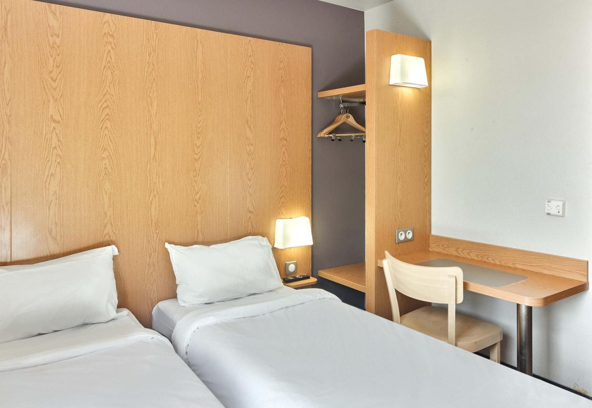 B&B Hotel Orly Chevilly Marche International Exterior photo