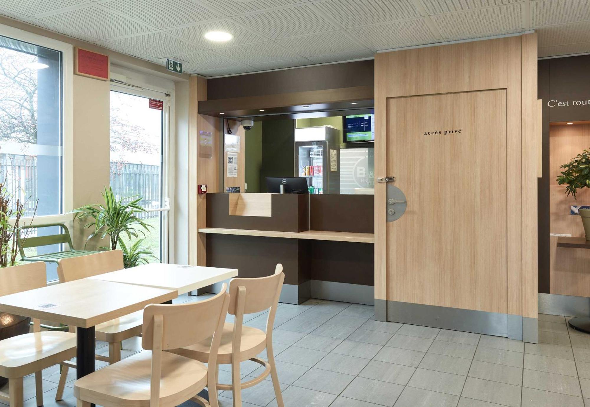B&B Hotel Orly Chevilly Marche International Exterior photo