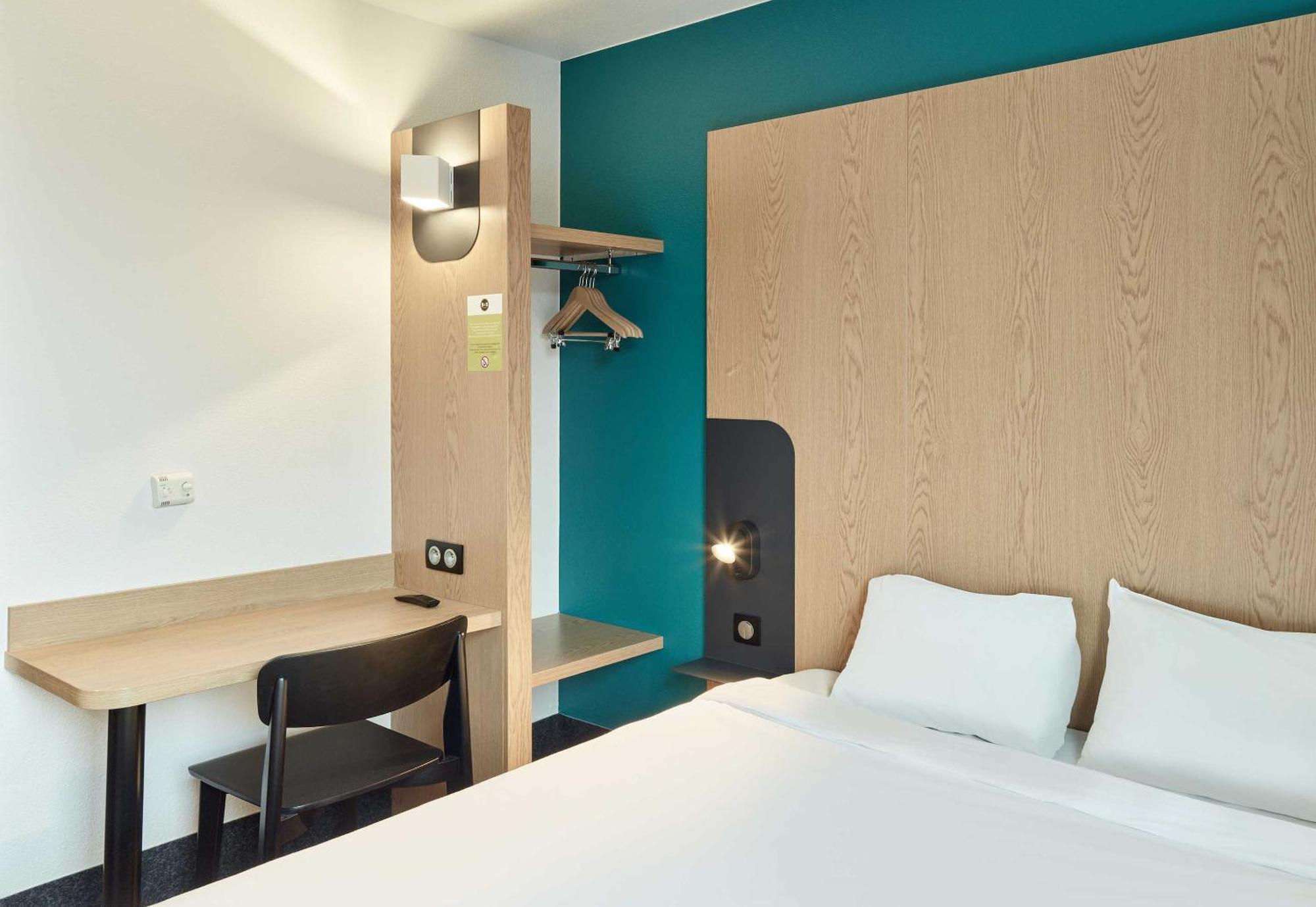 B&B Hotel Orly Chevilly Marche International Exterior photo